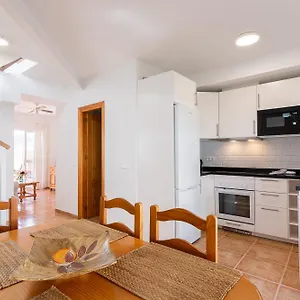 https://apartamentos-la-casa-del-barrio.1costadelsol.com