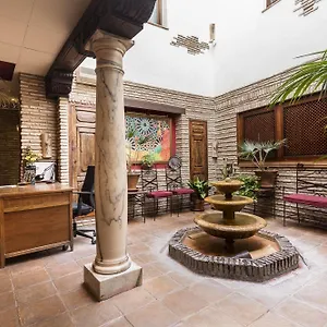 https://arte-vida-suites-spa.es-andalucia.com